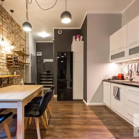 Urbanestcitycenterapartment-koch3i23